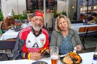 Public Viewing des EM-Eröfnungsspiels auf dem Wettbachplatz in Sindelfingen.