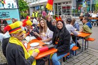Public Viewing des EM-Eröfnungsspiels auf dem Wettbachplatz in Sindelfingen.