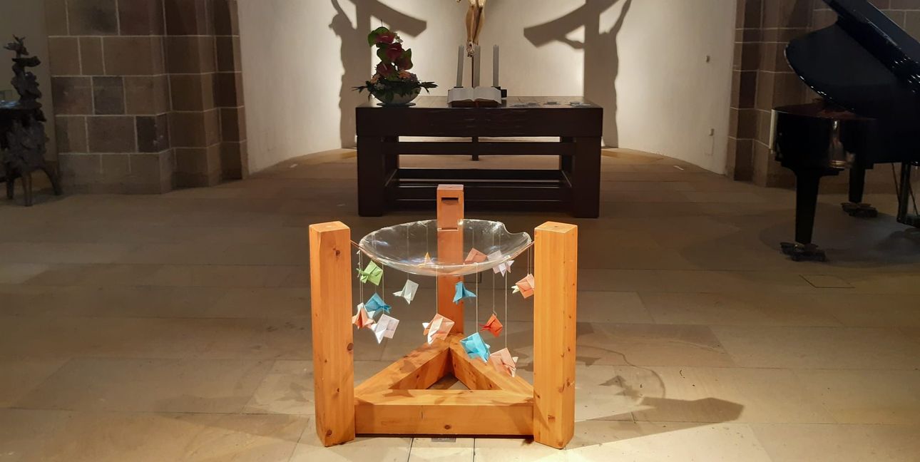 Das einstige Geschenk der katholischen Kirchengemeinde Sankt Maria zur Einweihung der Evangelischen Versöhnungskirche auf dem Goldberg ist beweglich.