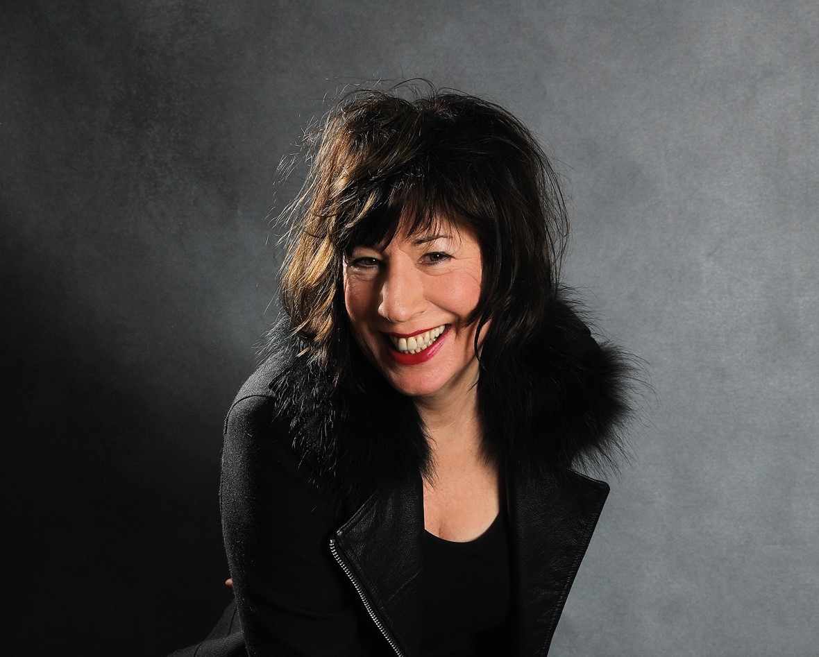 Sängerin Pearl Bretter unterstützt die STB-Bigband beim Konzert am Samstag in der Sindelfinger Stadthalle. Bild: z