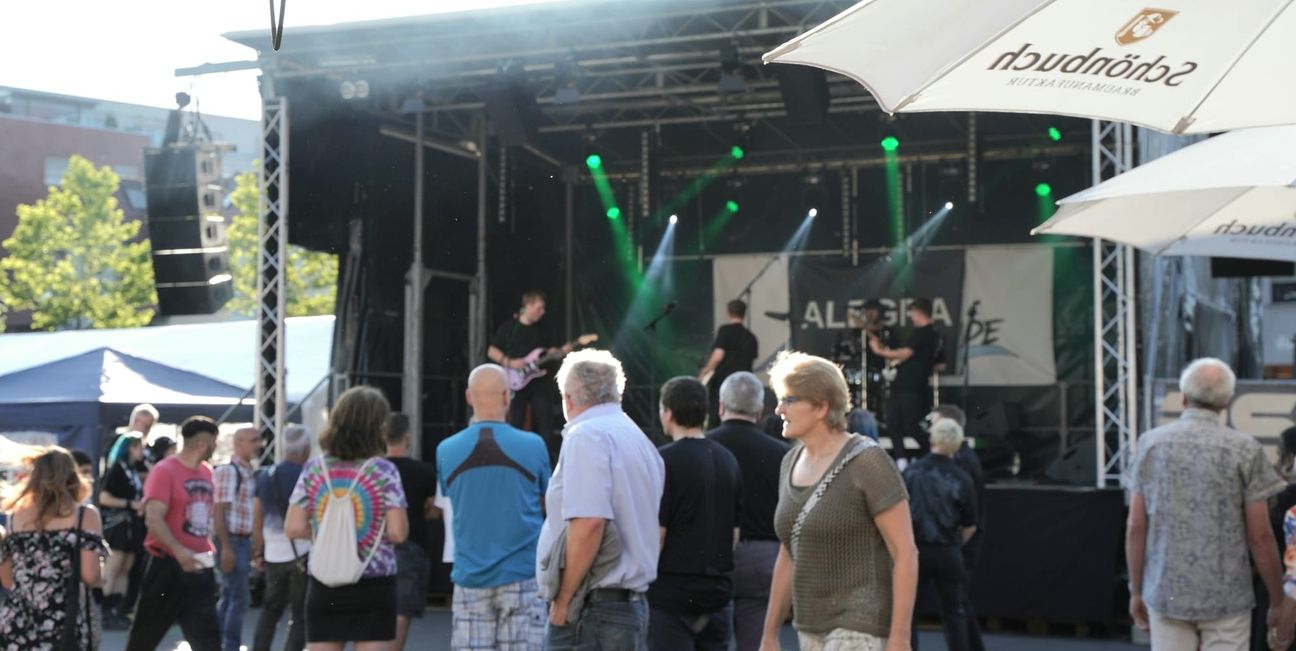 Das Lakeside-Festival am Elbenplatz hat auch in diesem Jahr das Böblinger Stadtfest eröffnet.