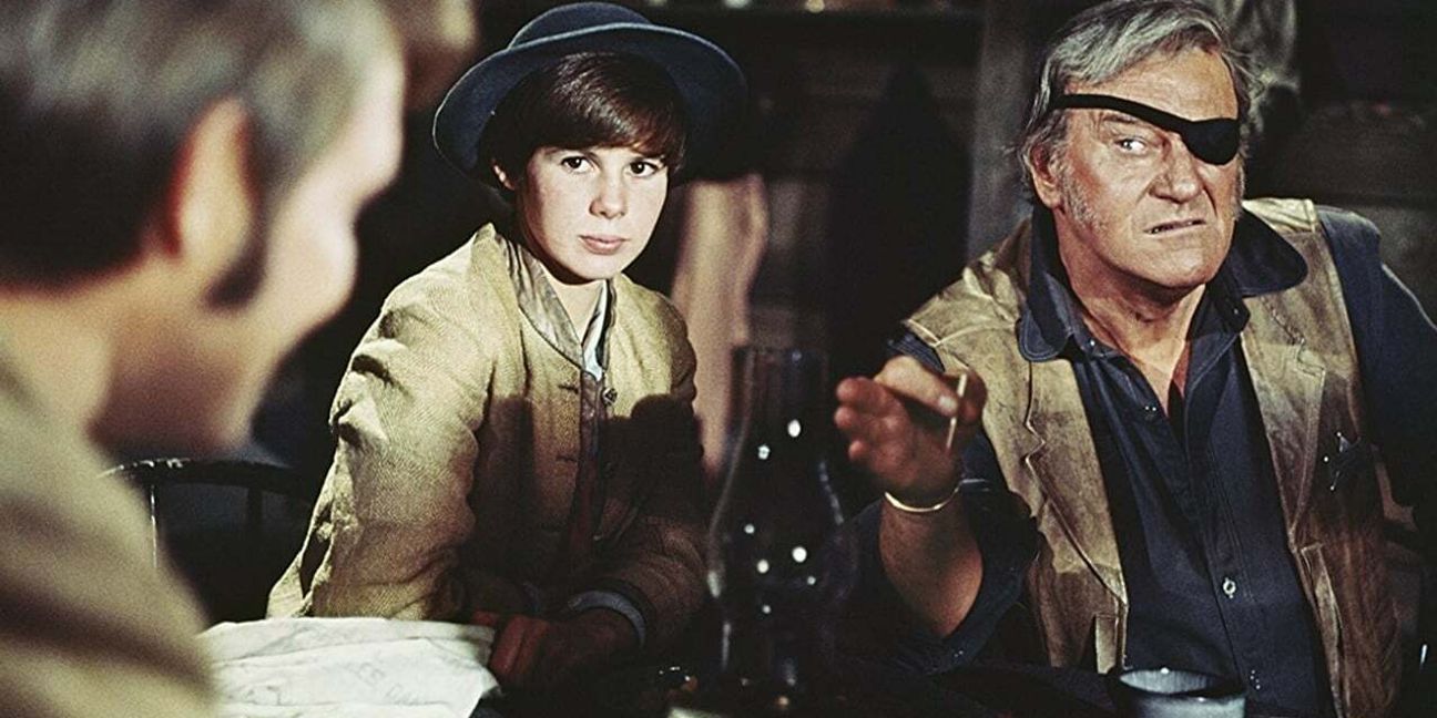 John Wayne ist „Der Marshal“ Rooster Cogburn, doch die 14-jährige Mattie (Kim Darby) ist ein mindestens genauso harter Knochen.