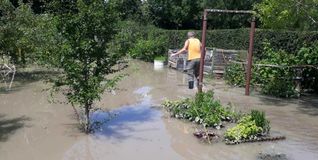 Das Unwetter 2020 setzte in Böblingen die Anlage der Gartenfreunde am Ganssee unter Wasser.