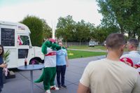 Gute Laune bei der After-Work-Party im Sindelfinger Mercedes-Benz-Kundencenter.