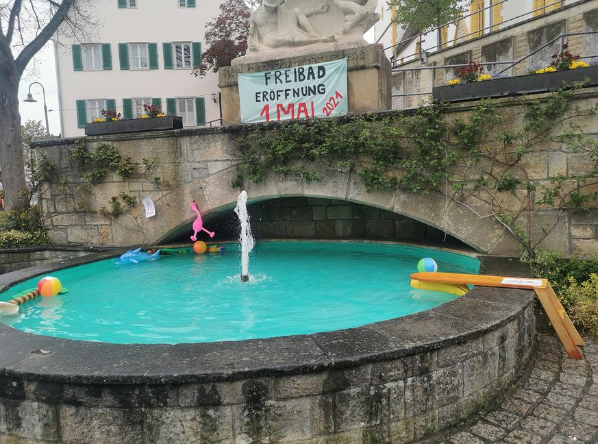 Maischrez Holzgerlingen 2021: Brunnen wird zum Freibad