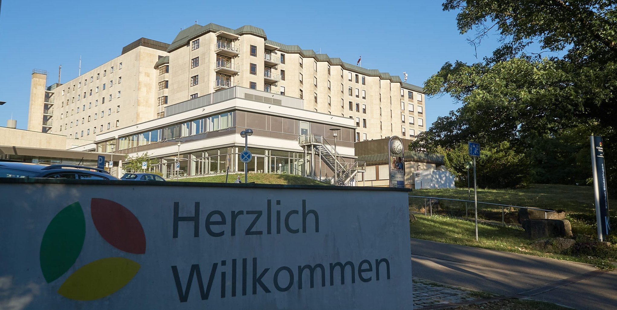 An der heutigen Willkommenswand liegt künftig der südliche Quartiereingang. Dort soll auch die südlichste von drei Quartiersgaragen entstehen.age