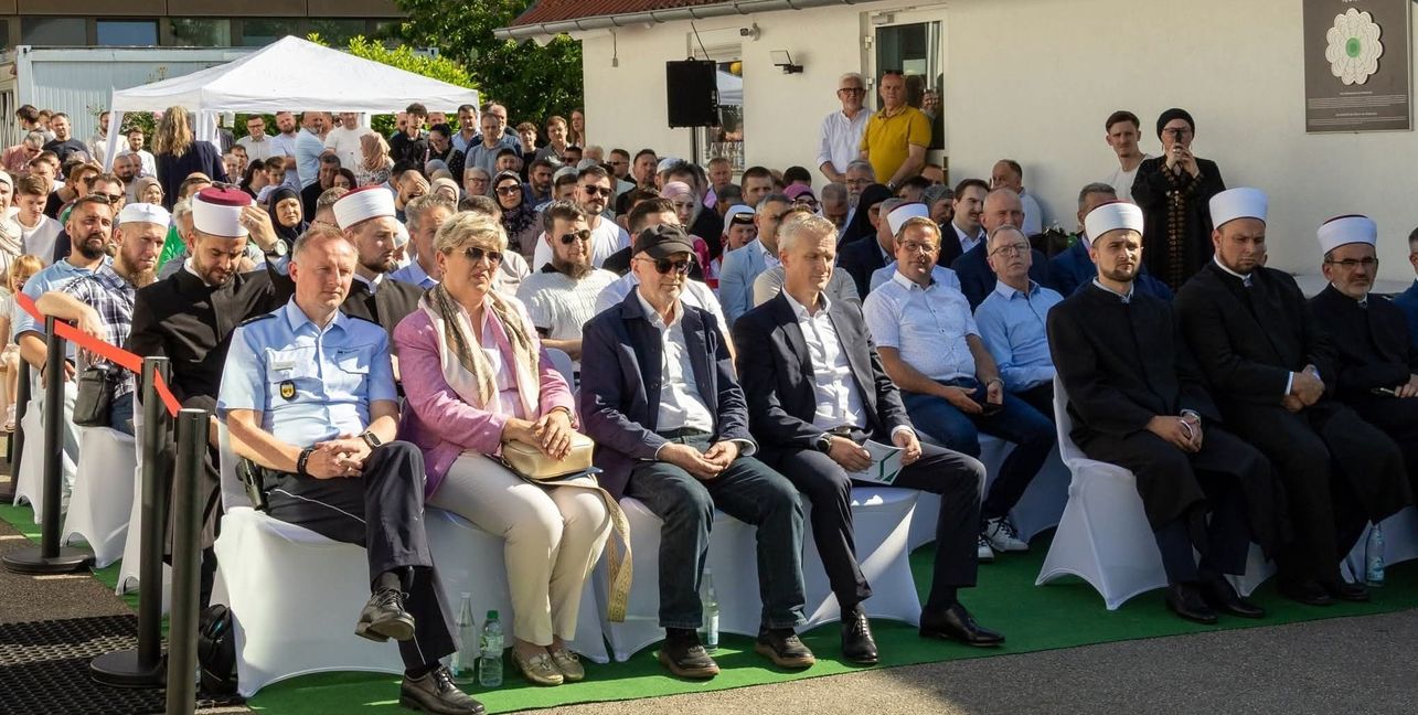 Feierliche Grundsteinlegung für das Islamische Kulturzentrum in der Max-Eyth-Straße 4.