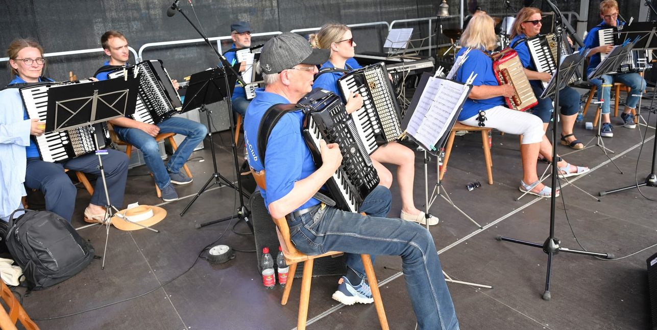 Der Handharmonikaclub Blau-Weiß Magstadt, hier bei seinem Auftritt beim letzten Fleckenfest, gehört zu den Vereinen, die von der Gemeinde die höchste Grundförderung erhalten.