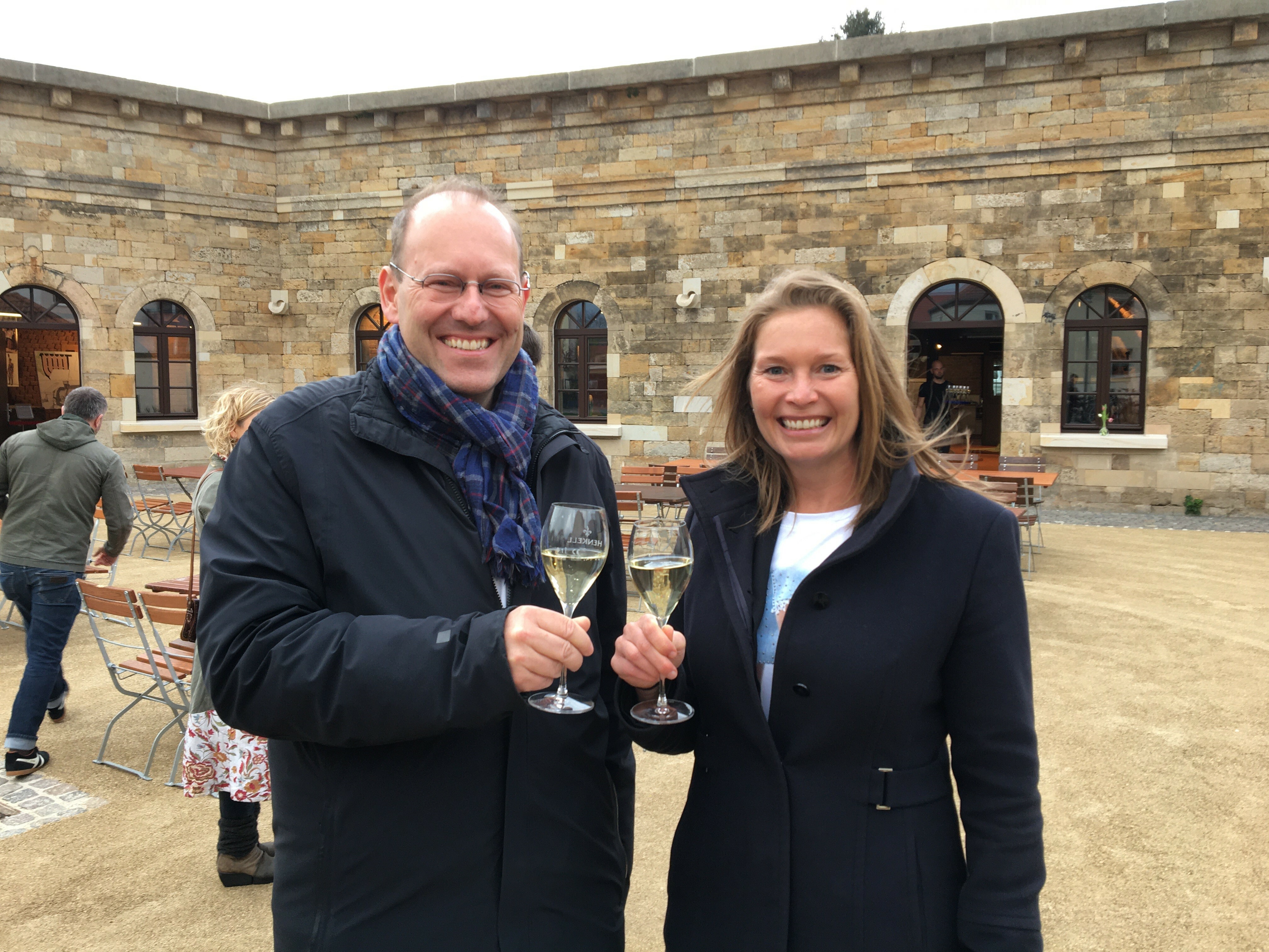 Oberbürgermeister Dr. Bernd Vöhringer und seine  Torgauer Amtskollegin Romina Barth.