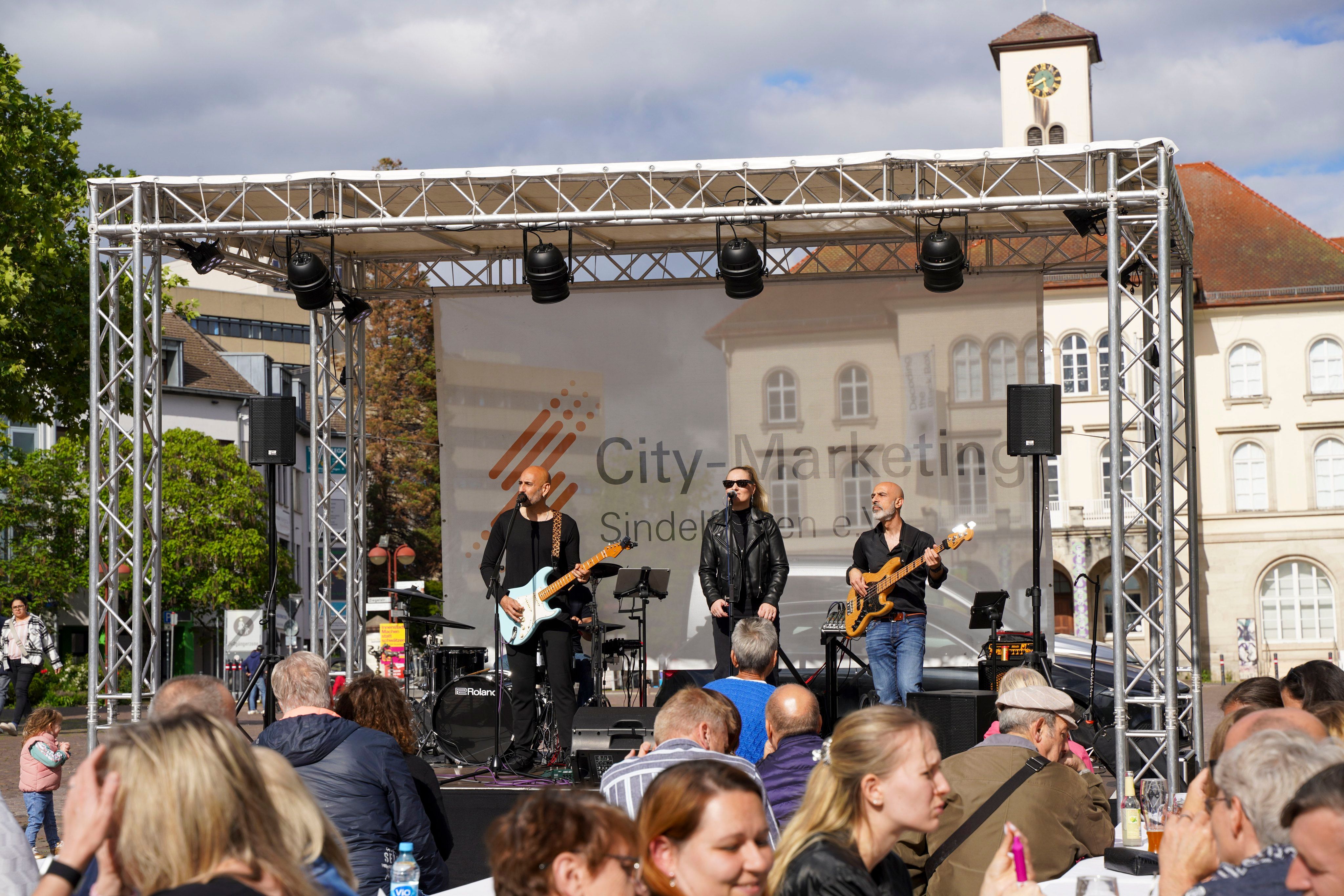 Beste Stimmung zum Schlemmermarkt-Auftakt.