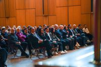 Rund 600 Besucher kamen in der Holzgerlinger Stadthalle zusammen.