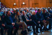 Rund 600 Besucher kamen in der Holzgerlinger Stadthalle zusammen.