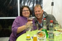 Nette Leute und gute Stimmung: So war der erste Abend bei den Maichinger Schirmtagen.