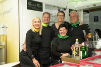 Nette Leute und gute Stimmung: So war der erste Abend bei den Maichinger Schirmtagen.
