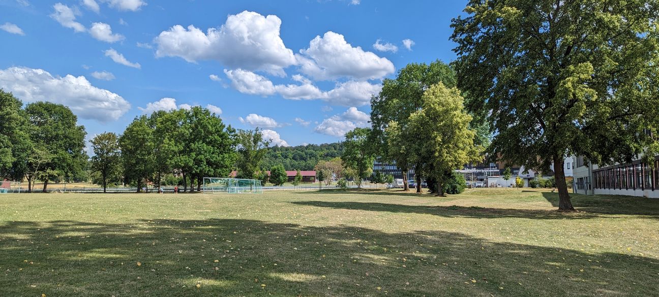 Das Ehninger Schulsportgelände ist ein möglicher Standort für ein Rettungszentrum. Bild: Nüßle