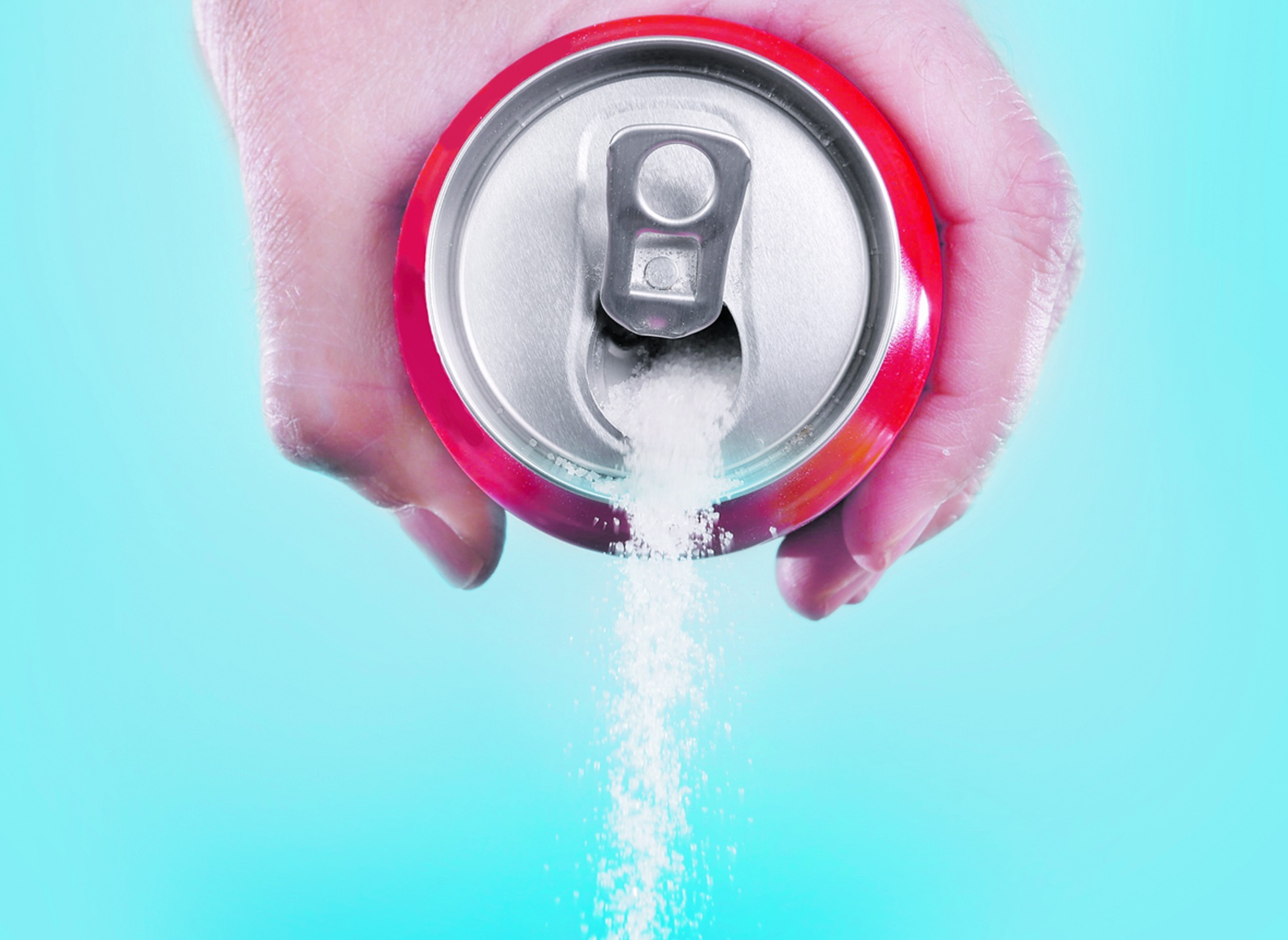 Manch eine süße Brause enthält weitaus mehr Zucker, als die meisten Menschen denken. Doch Vorsicht, denn zuviel Zucker greift die Gesundheit an. Bild: Wordley Calvo Stock / Adobe Stock