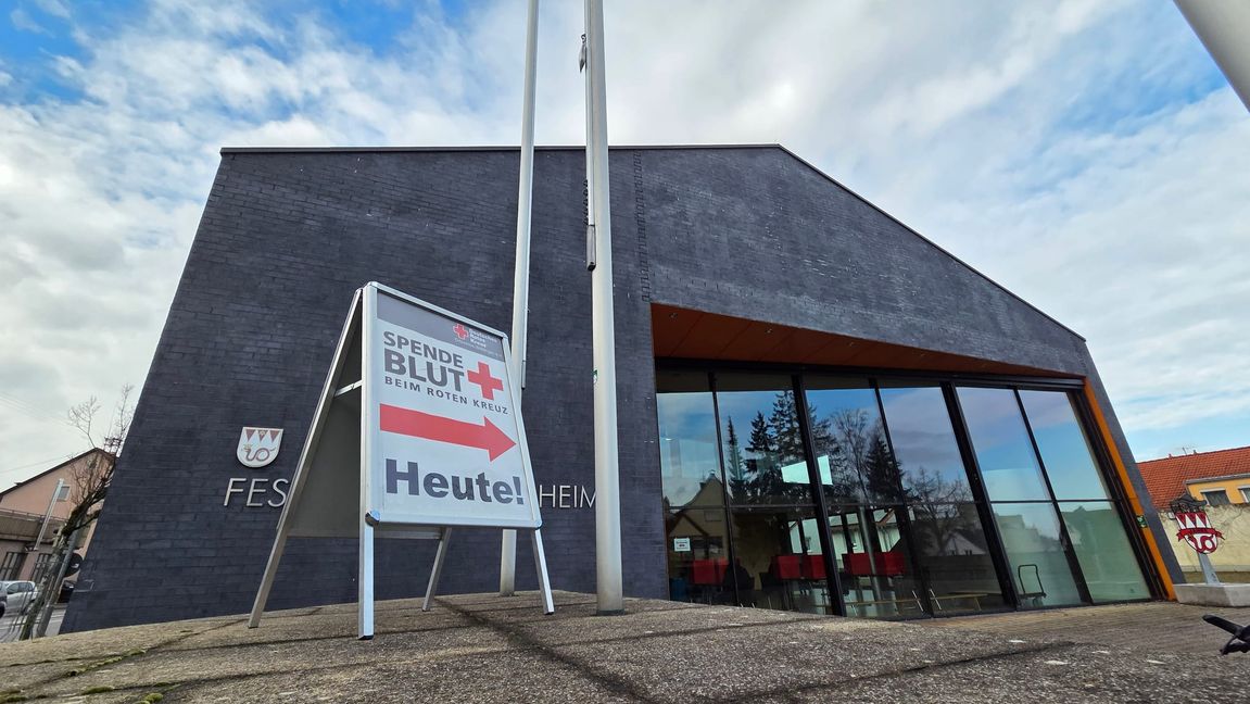 Die Festhalle Dagersheim als Veranstaltungsort des Blutspendetermins.