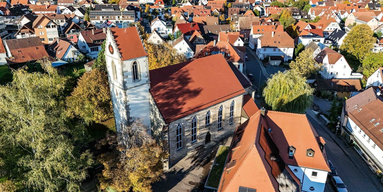 Die Schönaicher Laurentiuskirche. Ihr Bau stürzte die Gemeinde 1840 in eine schwere finanzielle Krise.