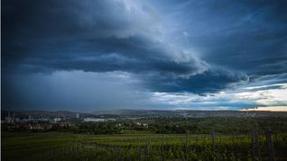 In Baden-Württemberg ziehen weitere Unwetter auf (Archivbild).