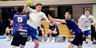 Marc Petri und die HSG Böblingen/Sindelfingen 2 grüßen vom Tabellenende der Handball-Landesliga.