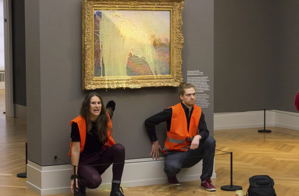 Auch ein Bild von Claude Monet im Museum Barberini in Potsdam wurde mit Kartoffelbrei beworfen.