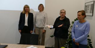 Renata Spieler, Tatjana Weber, Petra Waschner und Manuela Weis (von links) im Schwesternzimmer.