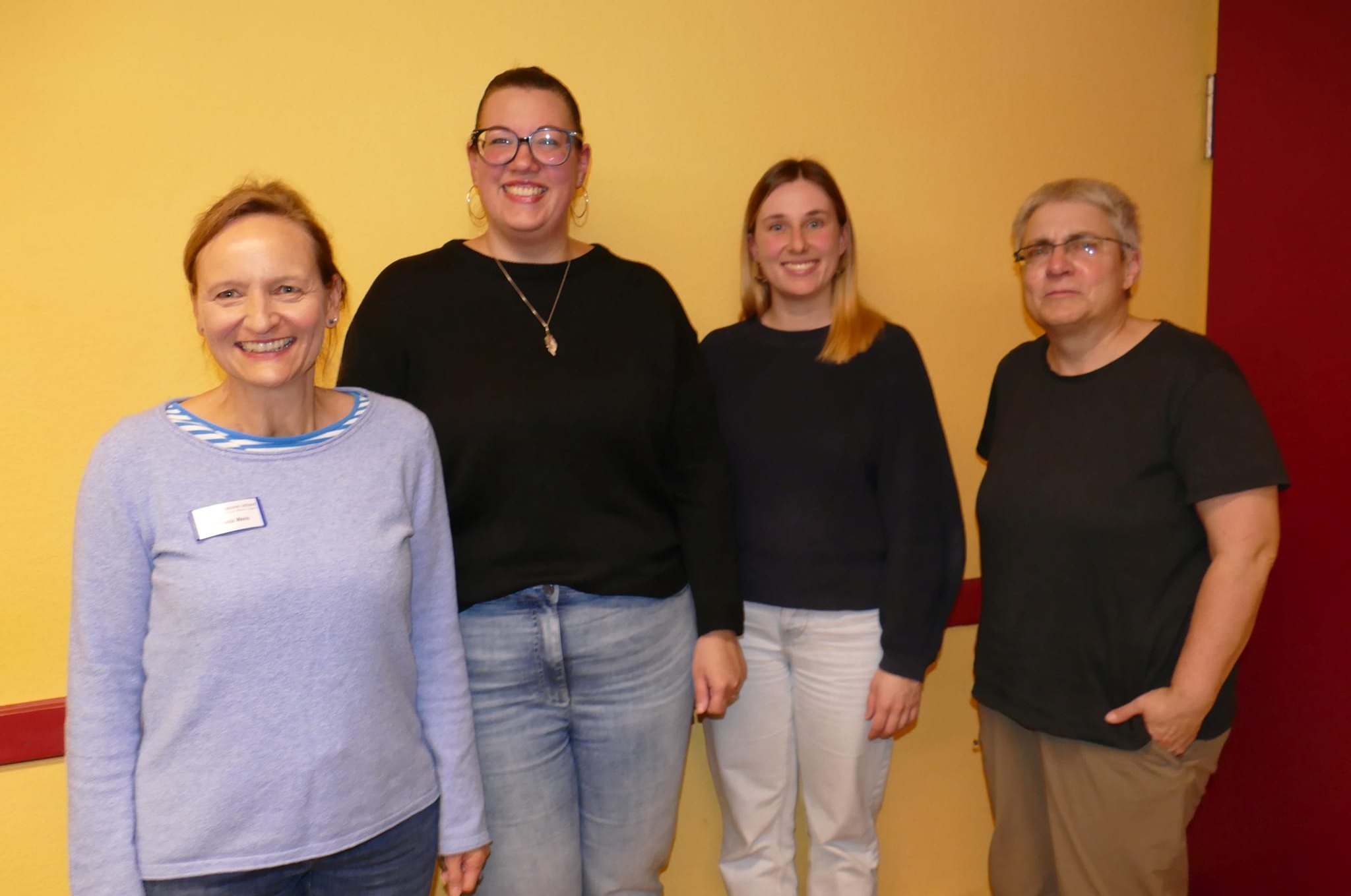Manuela Weis, Sarah Nowottny, Franziska Bach und Petra Waschner (von links) im Gemeindepsychiatrischen Zentrum.