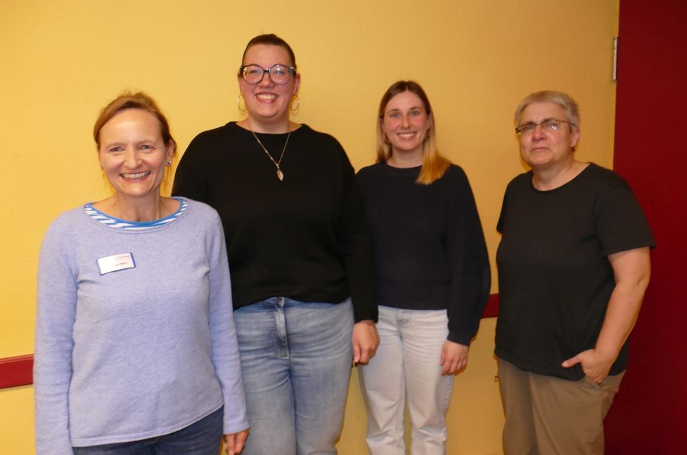 Manuela Weis, Sarah Nowottny, Franziska Bach und Petra Waschner (von links) im Gemeindepsychiatrischen Zentrum.
