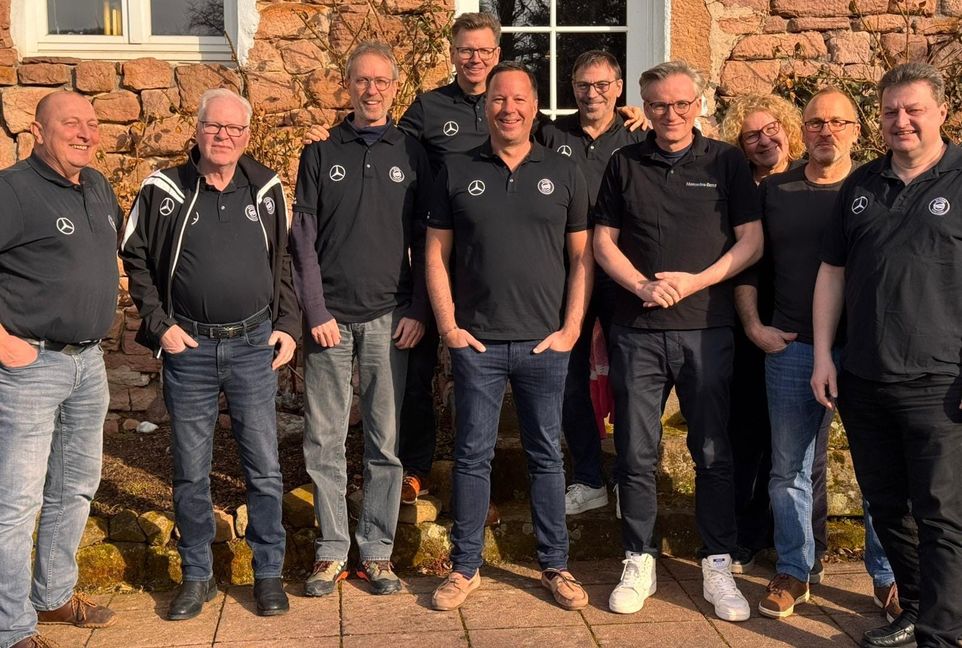 Das Führungsteam (von links): Hans-Peter Jäger (stellv. Spartenleiter), Rolf Kufferath, Oliver Wagner, Martin Scheuerle (Spartenleiter), David Grimm, Marcus Secker, Jan Krüger, Andrea Lemnitzer, Peter Schmitz und Marcus Weber.