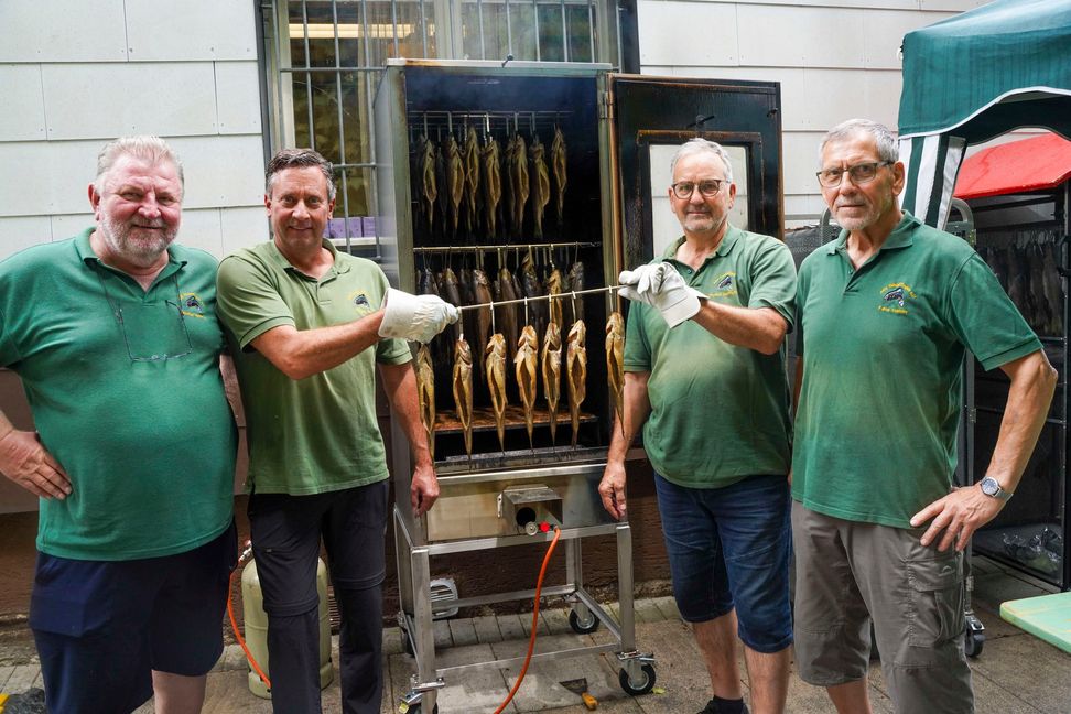 Lecker Fisch und viele Infos gab es beim Fischerfest in SIndelfingen.