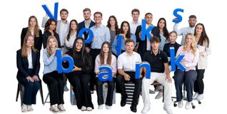 Gemeinsames Gruppenbild zum Ausbildungsbeginn.