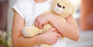 Freunde kommen nicht per Post.