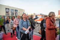 Gute Laune beim Benefizkonzert im Zirkuszelt.