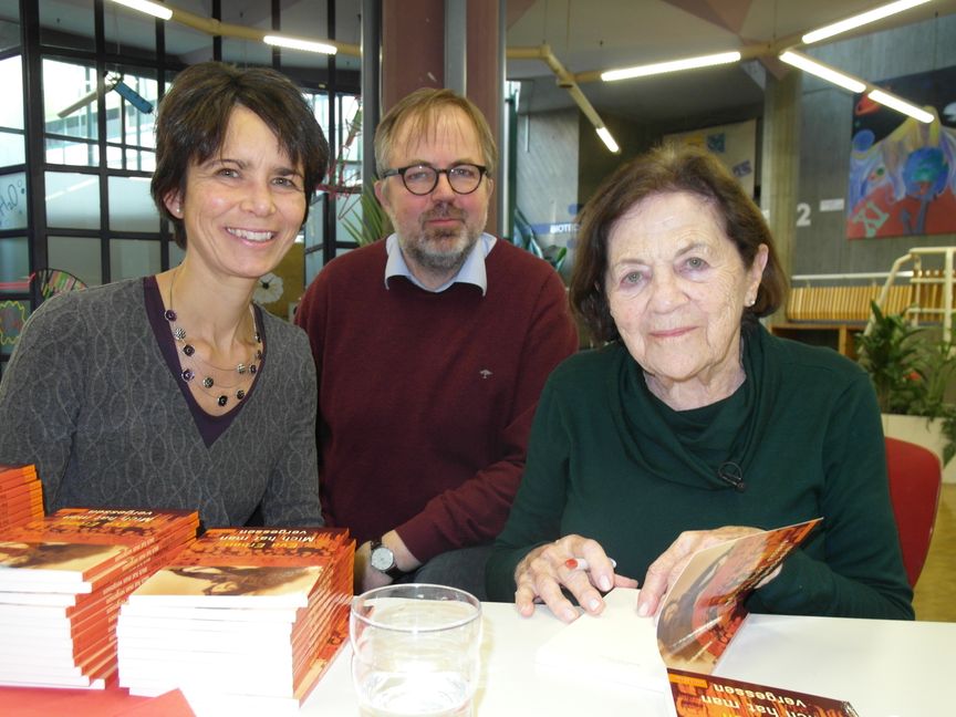 Jannie Tolhoek, Martin Döll, Eva Erben (von links)