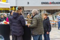 Gut besuchter Martini-Markt in Böblingen.