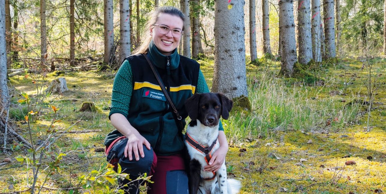 Wann immer es geht, ist Julia Glaser mit ihrer Hündin Alma unterwegs. Bild: Nüßle