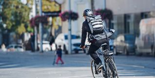 Mit dem Rad zur Arbeit? Grundsätzlich eine gute Idee.