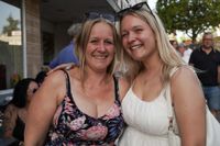 34 Grad und beste Laune: Sifi rockt mit Songs von Bon Jovi.