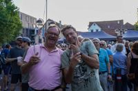 34 Grad und beste Laune: Sifi rockt mit Songs von Bon Jovi.