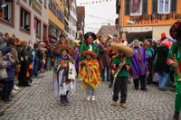 Was für ein Spektakel: Den Fasnets-Umzug in Weil der Stadt wollten 30.000 Besucher sehen.