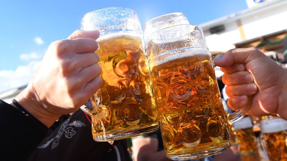 Kostet heuer bis zu 15,80 Euro: Die Wiesn-Maß.