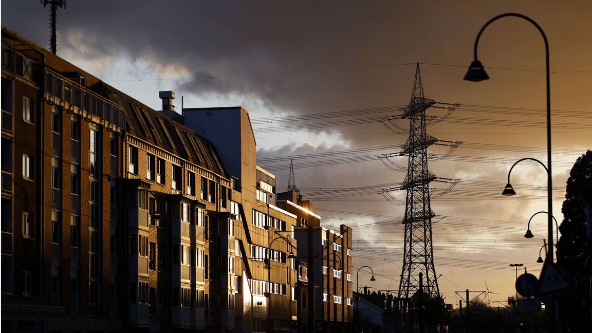 Ein massiver Stromausfall in Tschechien hatte am Freitag Teile des Landes sowie der Haupstadt Prag lahmgelegt (Symbolbild).