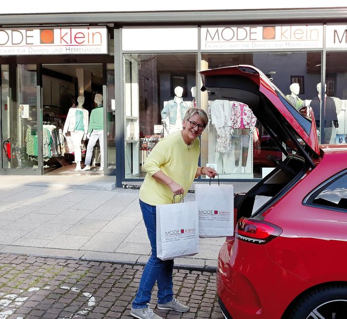 Auch der Lieferservice bereitete Carola Klein Freude, dennoch ist sie froh, dass sie am Montag ihr Geschäft wieder öffnen darf.  Bild:z