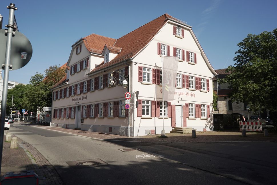 Seit April 2018 hat das historische Gasthaus Hirsch in Sindelfingen geschlossen. Bild: Heiden/A