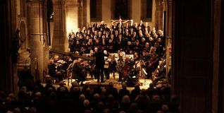 Daniel Tepper dirigierte die Aufführung des Paulus-Oratoriums in der Martinskirche.