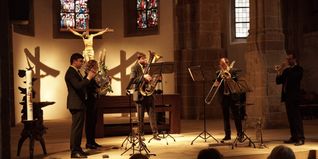 Das Leipziger Blechbläserquintett „Embrassment“ spielte zum Finale der 34. Orgelreihe in der Martinskirche. Bild: Heiden