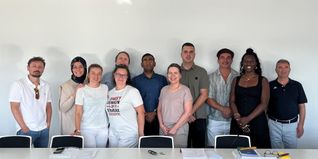 Auf unserem Foto (hinten von links): Alen Kudelic, Merve Kilinc, Sergii Skoblikov, Sudhir Sakalkar, Marko Vranic, Mehmet Murat, Ismail Üstünel, (vorne von links): Elif Ulutas, Nataliya Antohina, Lara Knutzen, Modupe Baker.