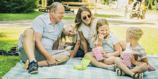 Der Familientag in Bad Liebenzell lädt mit Spiel-, Bastel- und Mitmachaktionen zum gemeinsamen Entdecken ein.
