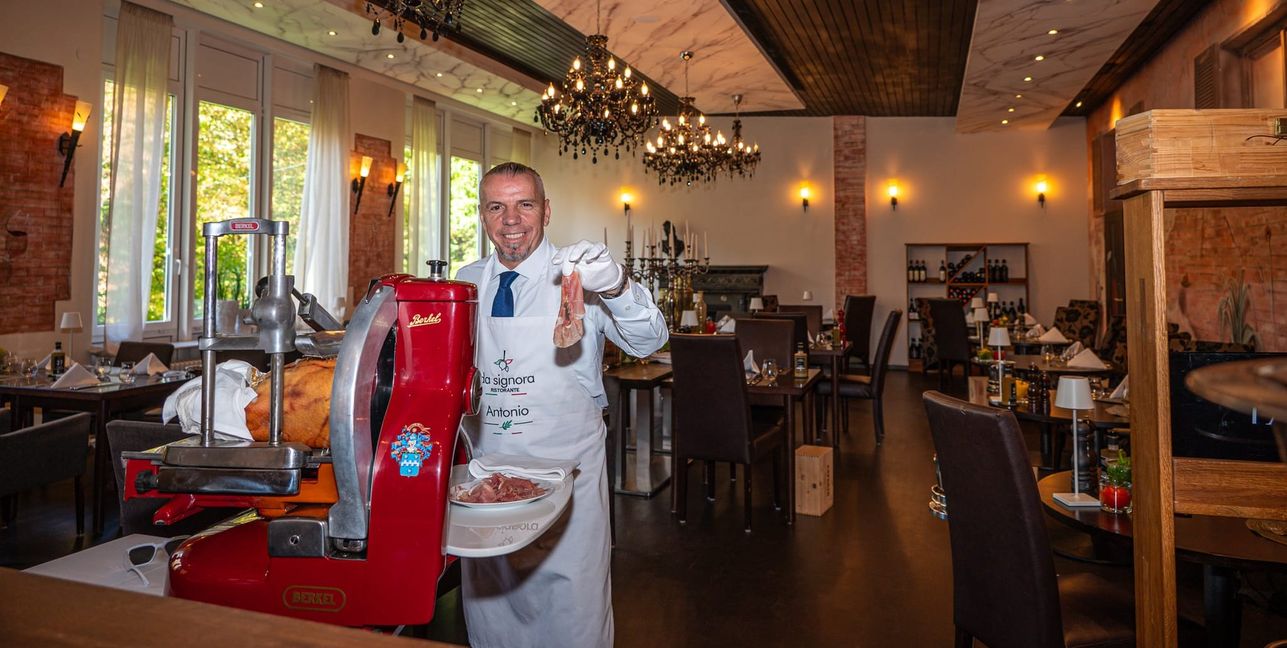 Antonio Krasniqi in seinem neuen Restaurant in Sindelfingen.