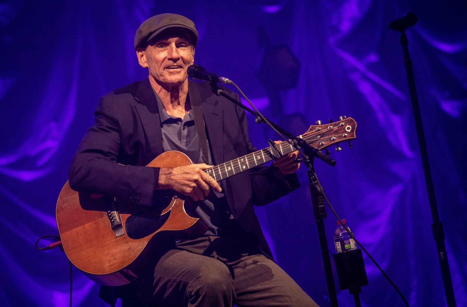 Weitere Szene aus dem Stuttgarter Konzert von James Taylor